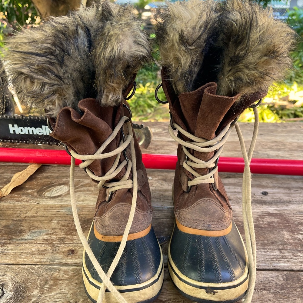 Sorel Joan of Arctic waterproof boots
